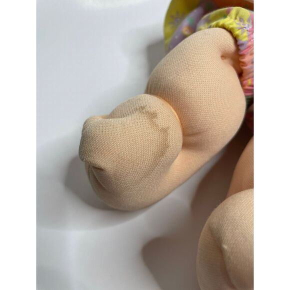 Vintage 1991 Kissin Kids Crimp n Curl Cabbage Patch Doll w/ Earrings - Picture 2 of 7